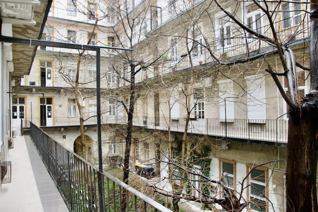 Premium Apartment By Hi5- Brody Street Budapešť Exteriér fotografie